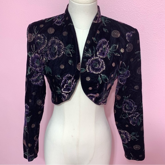 VTG 80s Rampage Velvet Cropped/Bolero Jacket with Purple Floral Design - size 3 - Picture 9 of 12